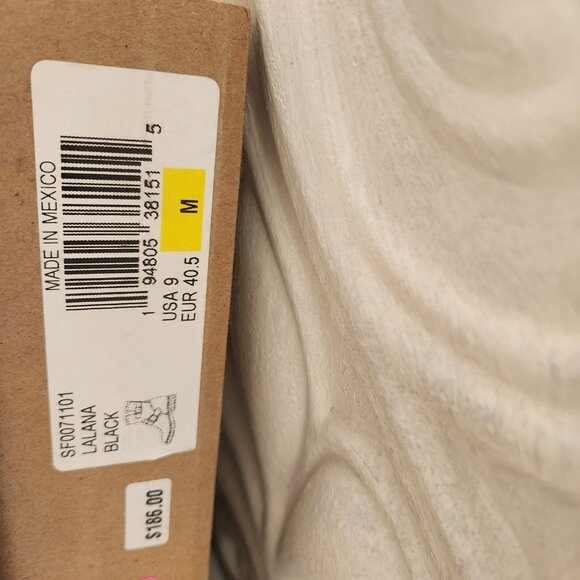 NEW SOFFT women's "Lalana" boots in black. Leather. NIB. Size 9 - Picture 3 of 11